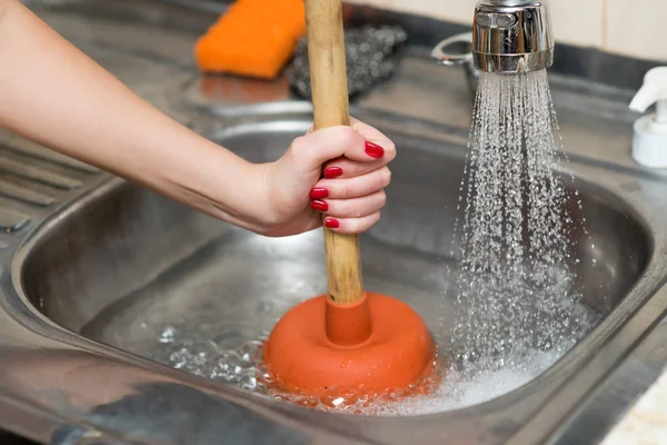 mutfak lavabo gideri açma